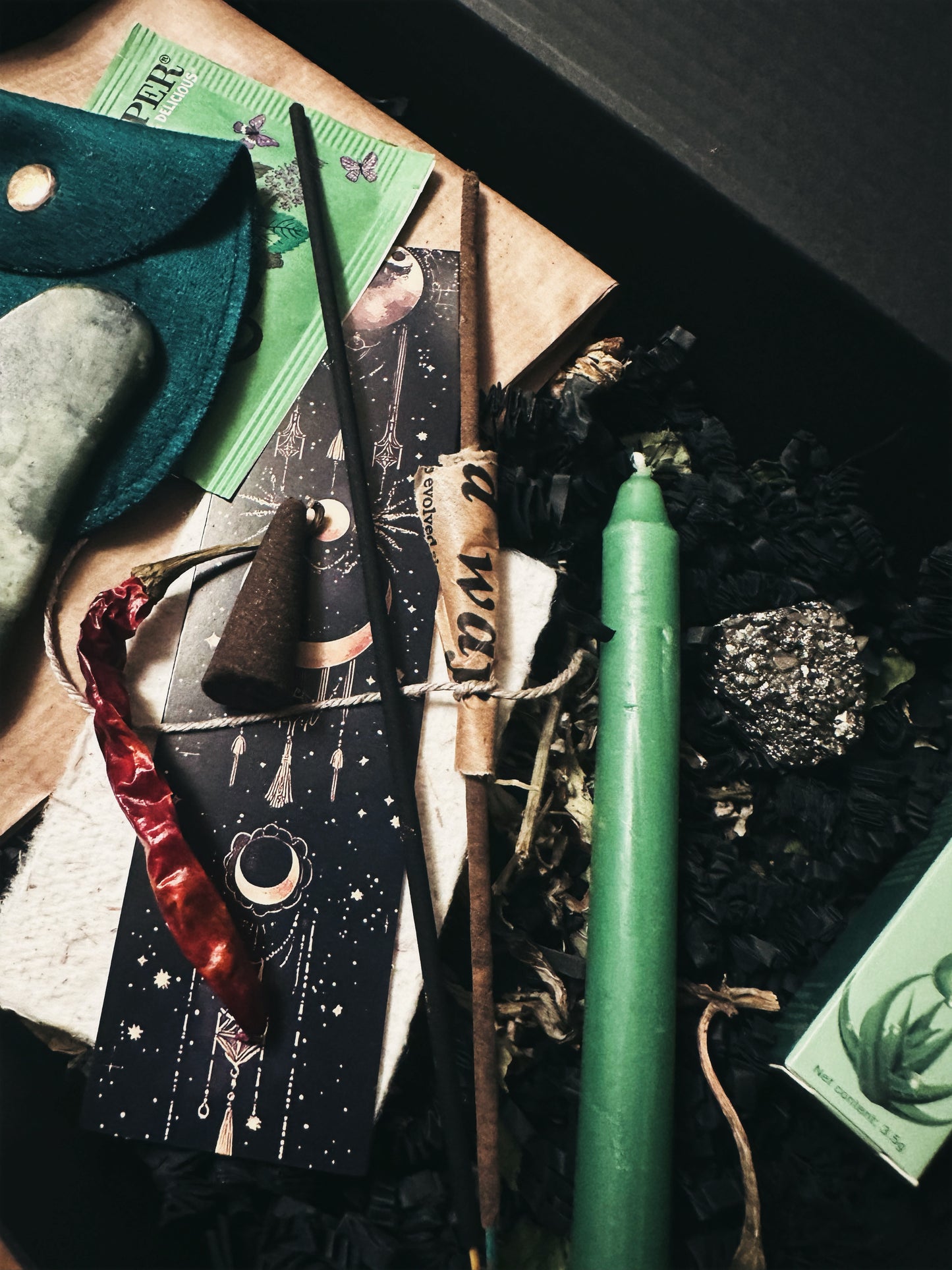 Mánagaldur – The Lunar Witch Box -April 2026